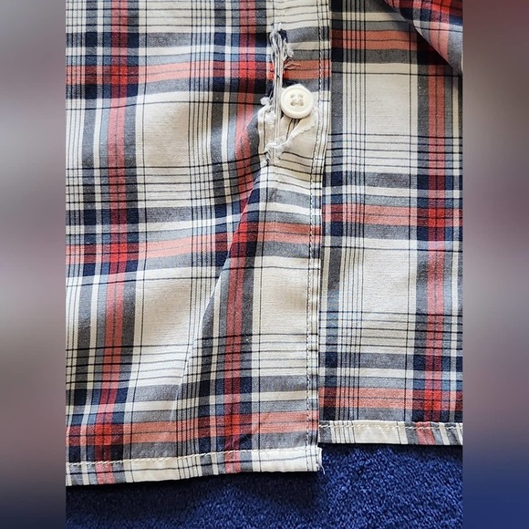 DC Plaid Red‎ White Black Men's XL Long Sleeve Button-up Shirt - Picture 7 of 8